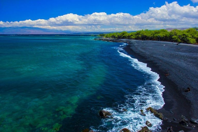 Hawaiʻi Keiki health techs fill healthcare gap for Molokaʻi students – University of Hawaii System