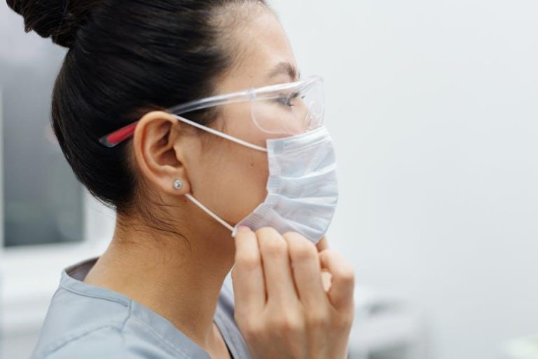 The COVID-19 pandemic and dentistry: the clinical, legal and economic consequences – part 1: clinical – Nature