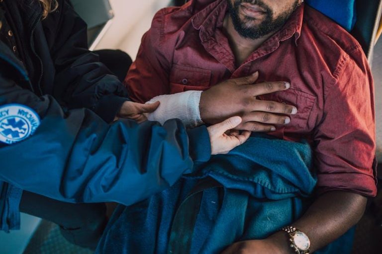 Urgent care, emergency room physicians overprescribing antibiotics – The Daily | Case Western Reserve University