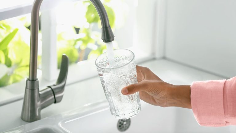 5 Ways to Protect Your Teeth (and Your Kids’ Teeth) Without Fluoride in Your Drinking Water
