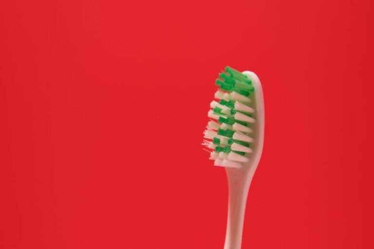 The Alarming Increase Of Unlicensed Cosmetic Dentistry: How Veneers And Aesthetic Dental Trends Can Lead To Health Risks – Blavity News