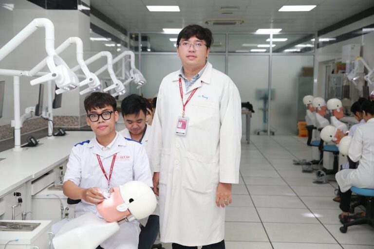 Meet the Unsung Hero Playing a ‘Small Part’ in Dental Students’ Success – UC San Francisco