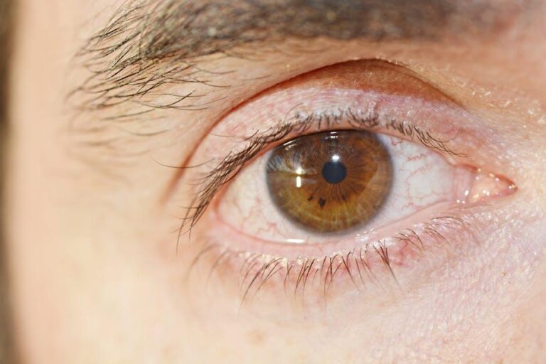 Protecting Your Eyes While Caring for Your Teeth – Tufts University